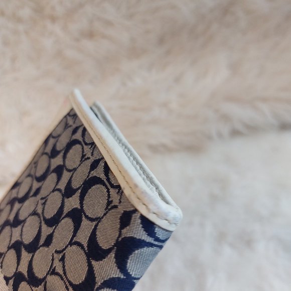 Coach Women's Navy Blue Signature Fabric Zip Up Long Wallet - Picture 4 of 11